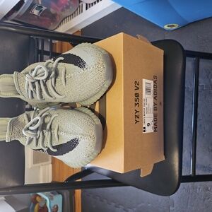 Adidas Yeezy boost 350 salt size 9